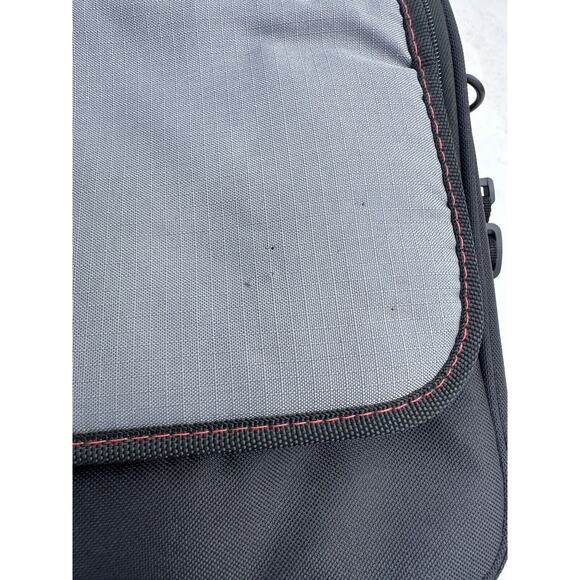 NINTENDO SWITCH Brand Messenger BAG Storage Gamer Case Shoulder Strap Grey Xbody - Picture 2 of 7